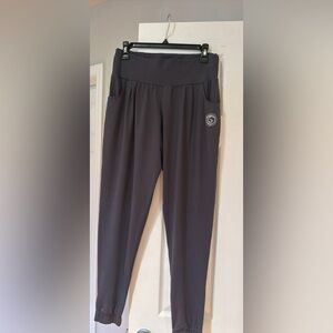Women’s Active Pants with Rhinestone Detail Sz S